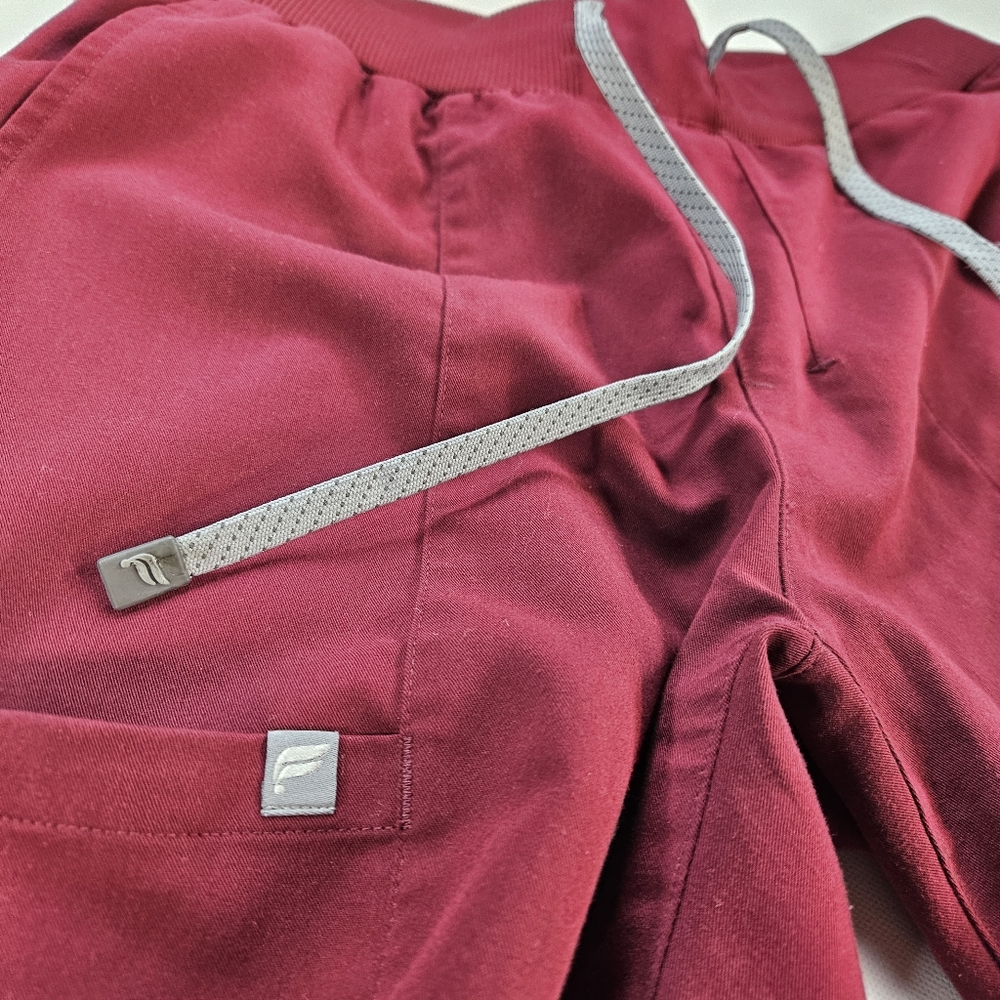 Fabletics Feel Good Performance Red Scrub Pants W… - image 3